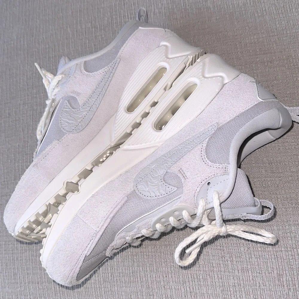 Nike Air Max 90 Futura SE Sneakers in Photon Dust/Sail/Tawny - Picture 3 of 8